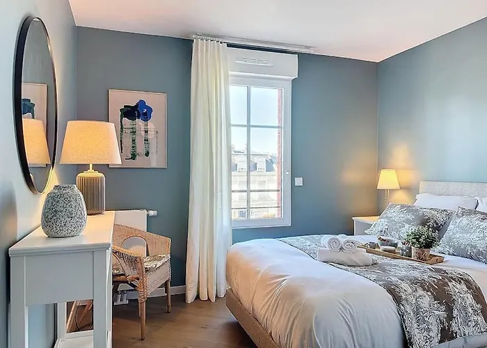 Le Royal Yourhosthelper