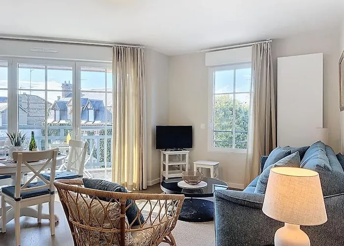 Le Royal Yourhosthelper Apartment