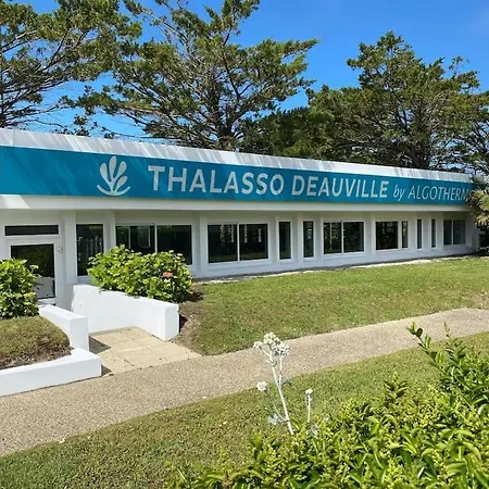 Le Royal Yourhosthelper Appartement