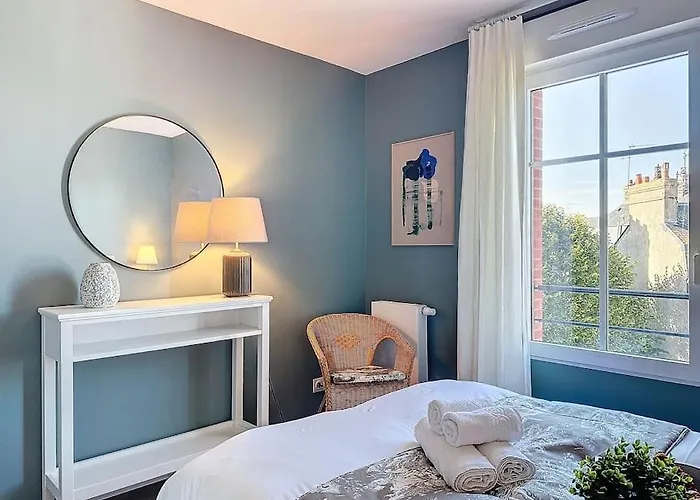 Le Royal Yourhosthelper Deauville