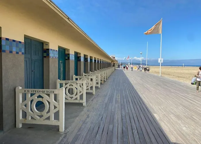 Le Royal Yourhosthelper Lejlighed *