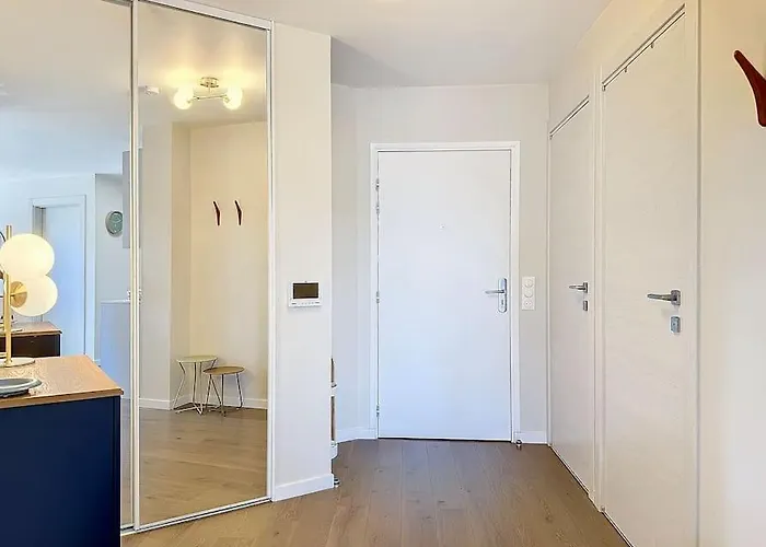 Le Royal Yourhosthelper *